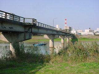 土浦市の桜川にかかる匂橋(においはし)