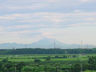 台風7号が通過した朝の富士山